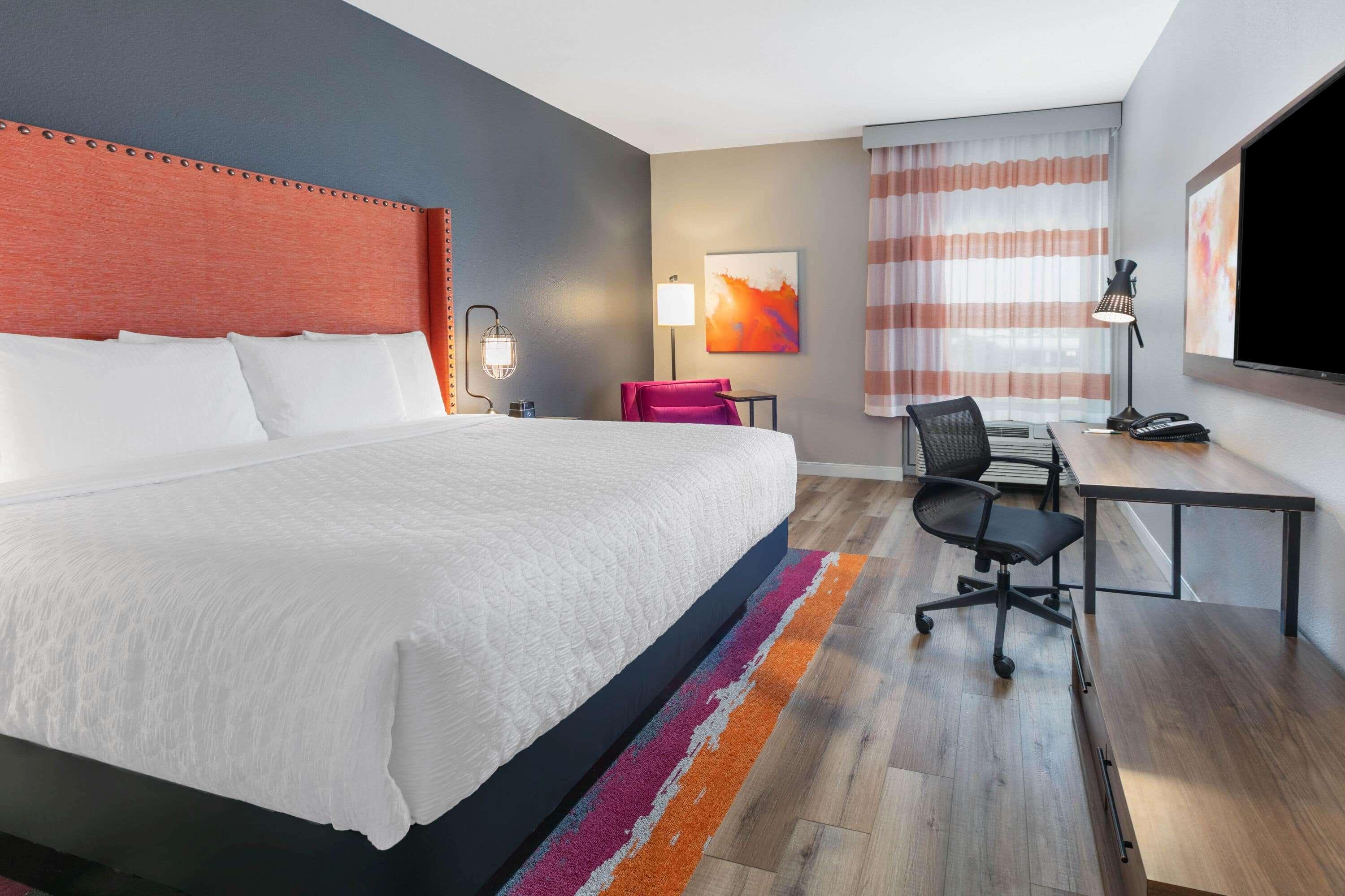 La Quinta Inn & Suites By Wyndham Льюисвилл Экстерьер фото