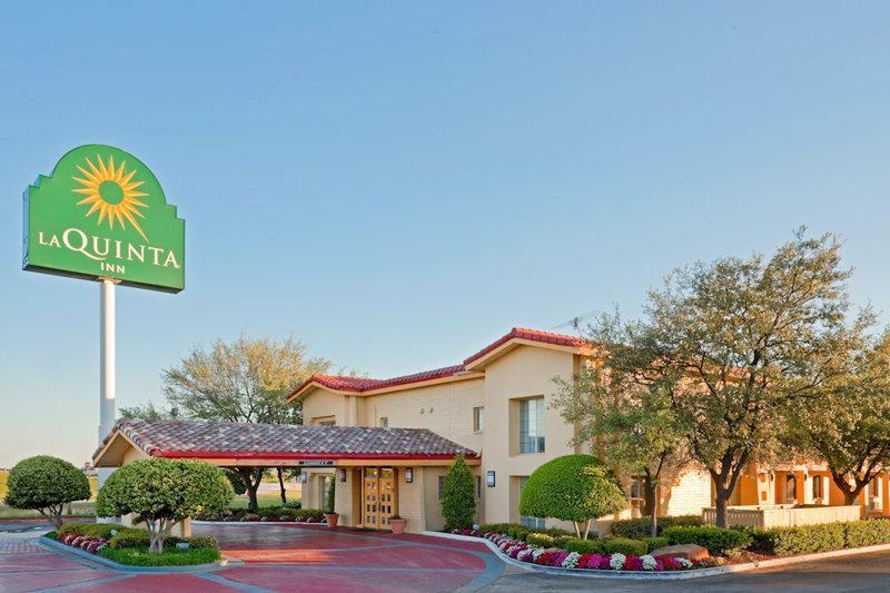 La Quinta Inn & Suites By Wyndham Льюисвилл Экстерьер фото