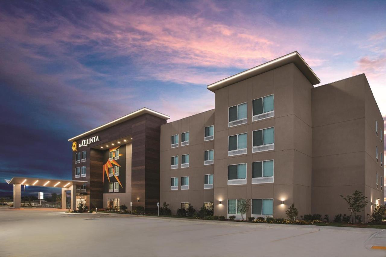 La Quinta Inn & Suites By Wyndham Льюисвилл Экстерьер фото